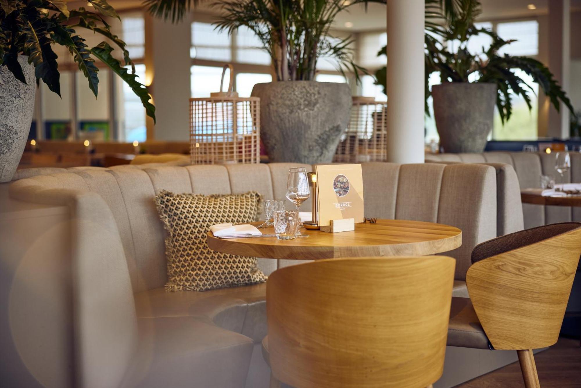 Westcord Strandhotel Seeduyn Vlieland Eksteriør bilde