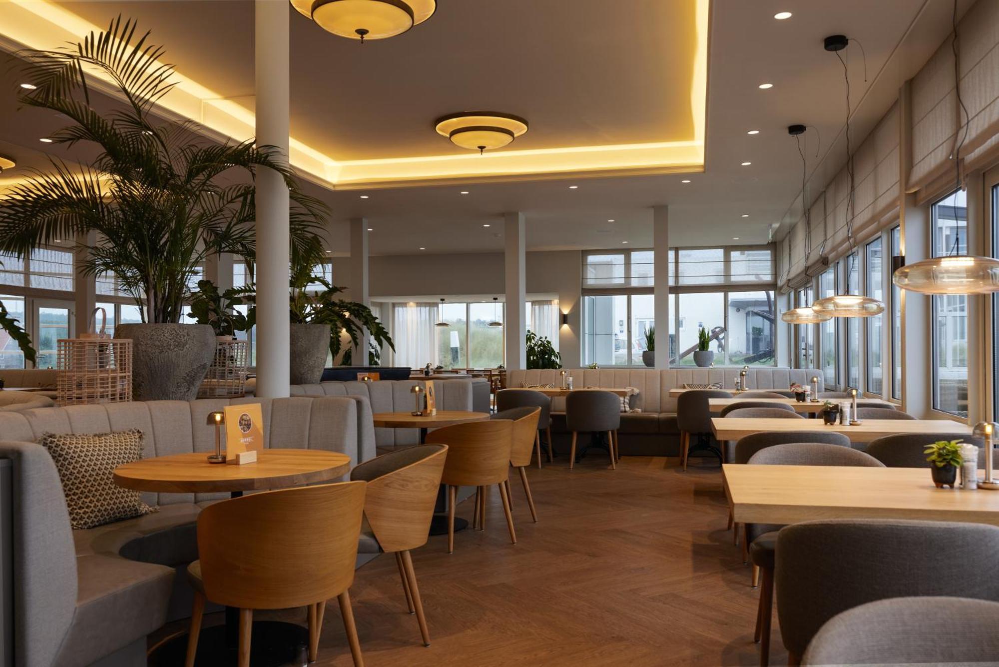 Westcord Strandhotel Seeduyn Vlieland Eksteriør bilde
